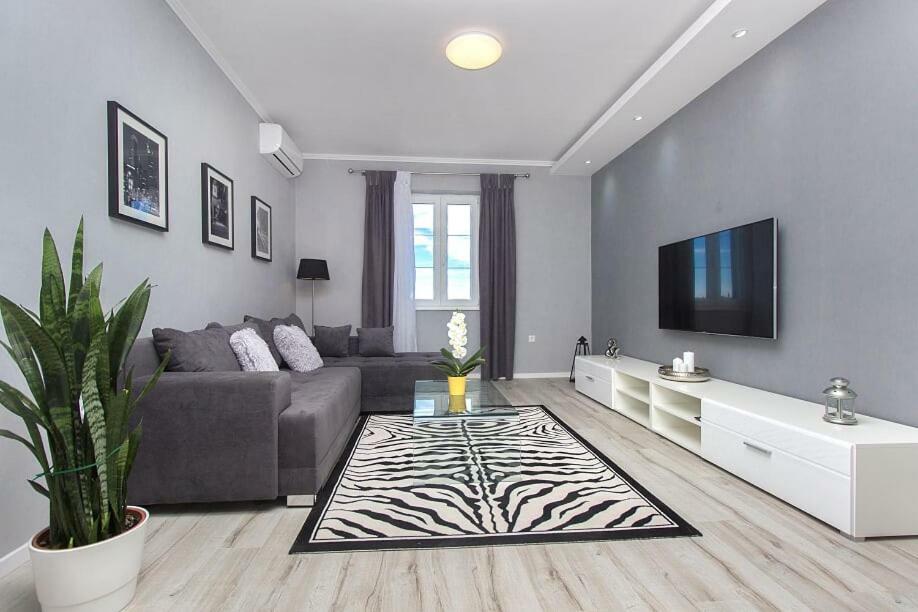 Mandalina Suite Σίμπενικ Εξωτερικό φωτογραφία